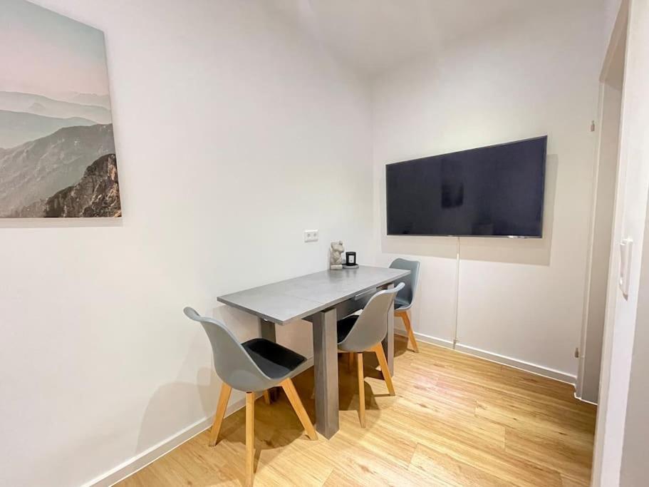 70Qm - 3 Rooms - Free Parking - City - Mallibase Apartments Хановер Екстериор снимка